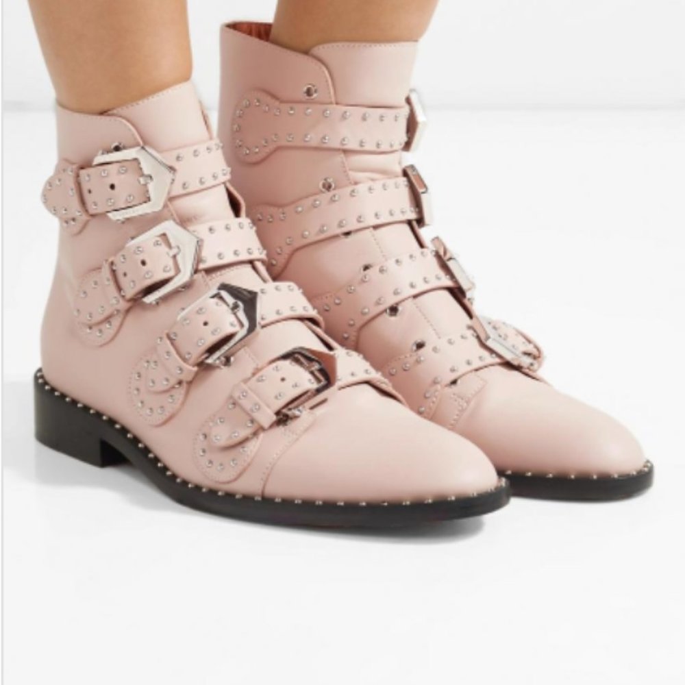 Givenchy "Elegant" booties